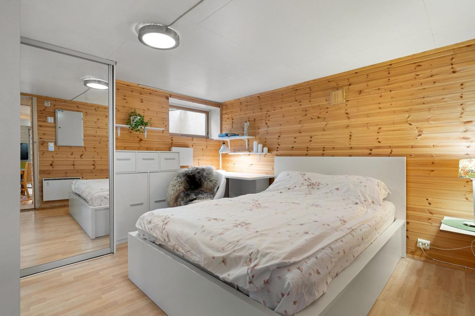 Room In Cozy Apartment 7 Min Walk From The City Center Tromsø Esterno foto