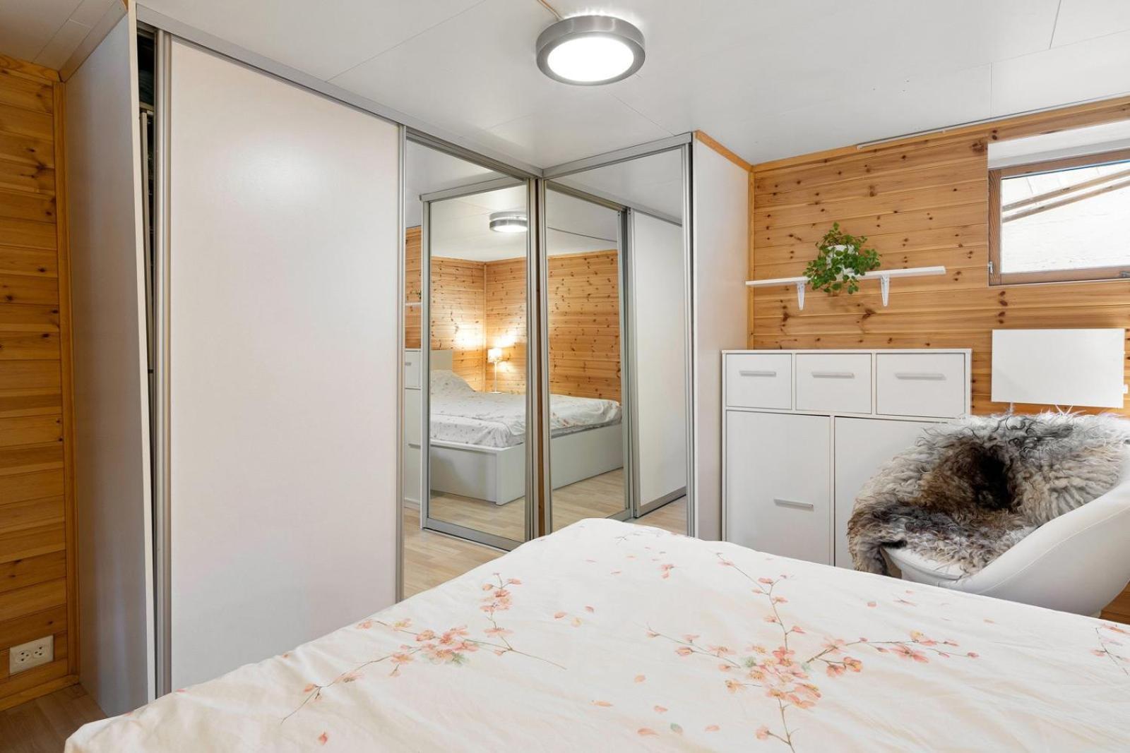 Room In Cozy Apartment 7 Min Walk From The City Center Tromsø Esterno foto
